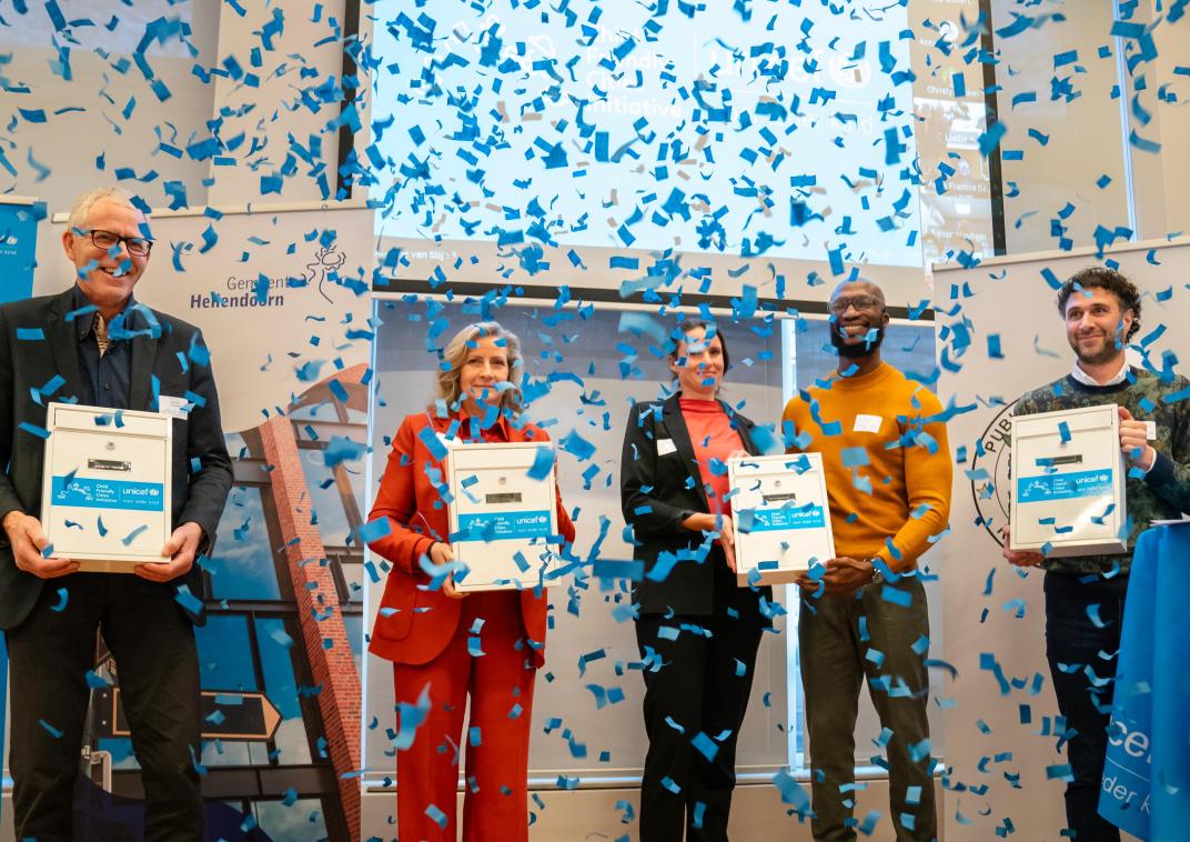 Wethouder Pier Prins met Unicef Nederland