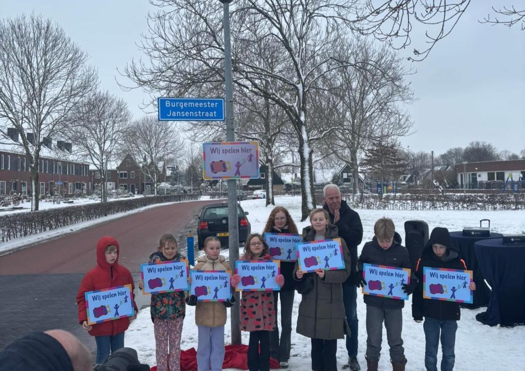 Onthulling verkeersbord