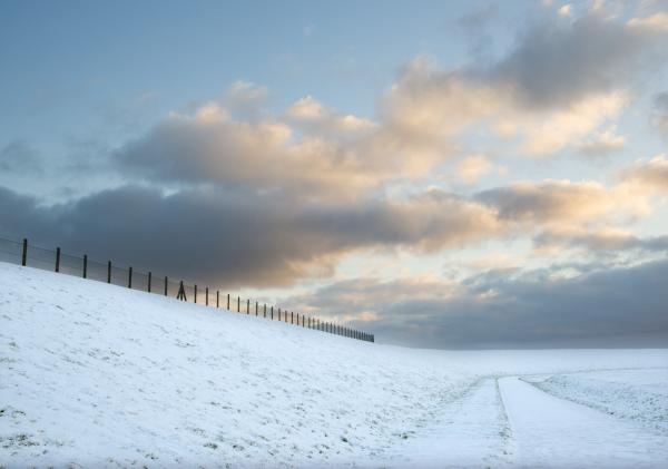 De dijk bij Bierum in de winter