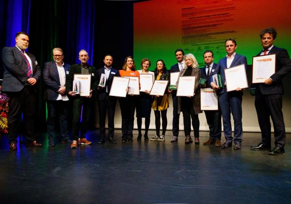 Tweede Kamerleden en vertegenwoordigers van Kamerleden