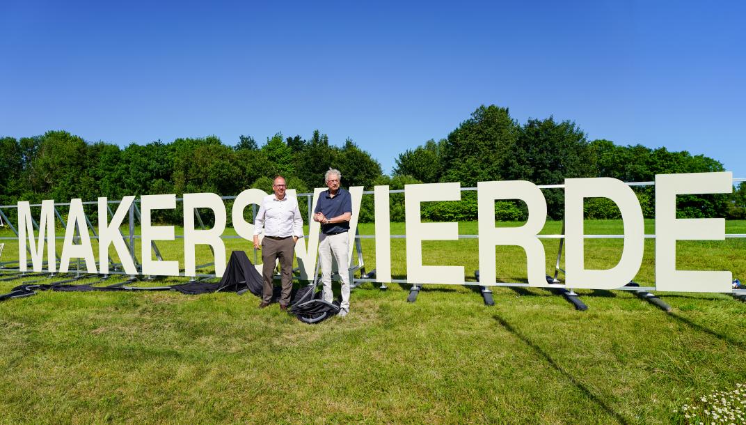 Onthulling Makerswierde